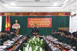 Trung tướng Huỳnh Chiến Thắng kiểm tra sẵn sàng chiến đấu tại Bộ CHQS tỉnh Bắc Giang